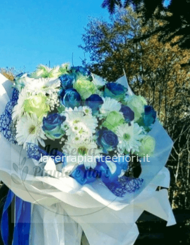 Bouquet sui toni dell'azzurro